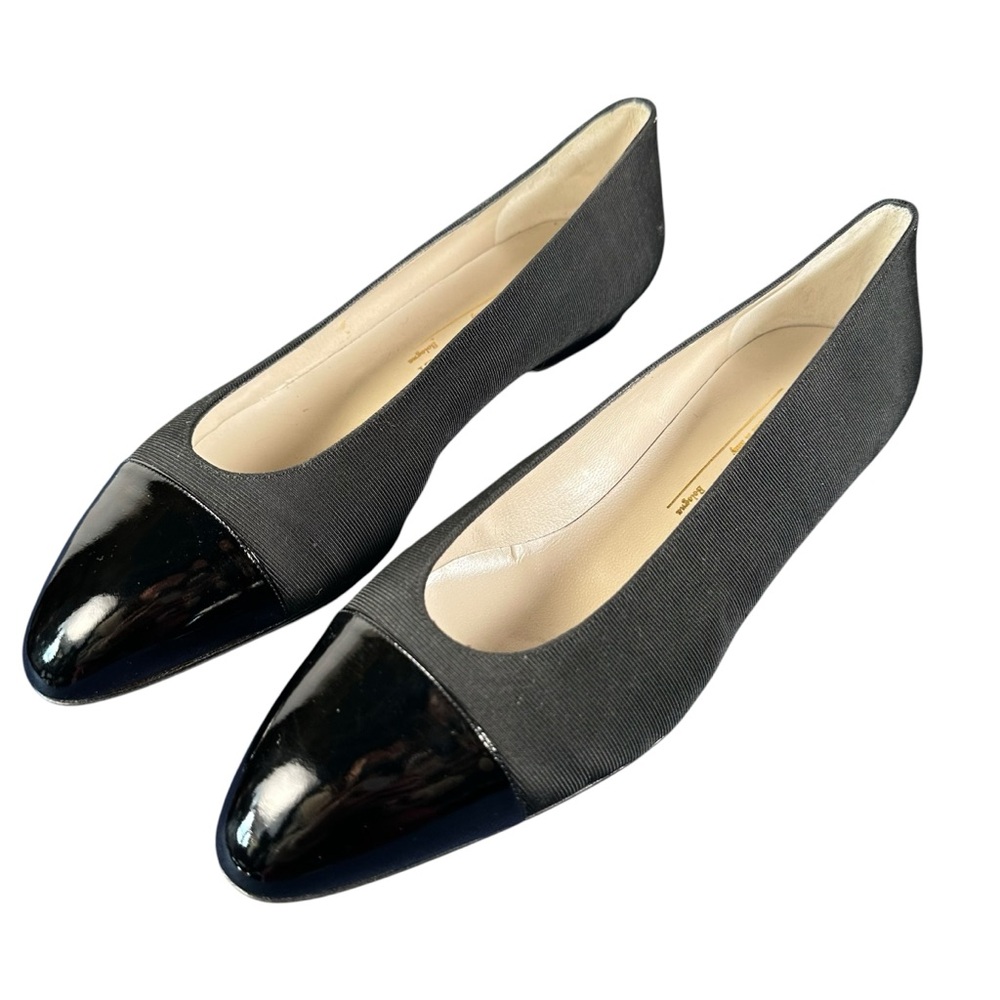 BRUNO MAGLI Patent Cap Top Flats